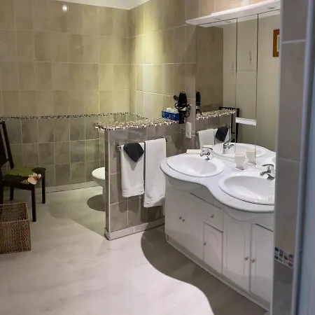Le Logis D'antigny Panzió 3*