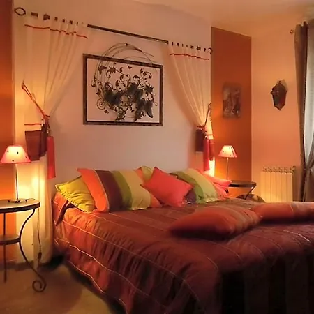 Bed & Breakfast Le Logis D'antigny 3*